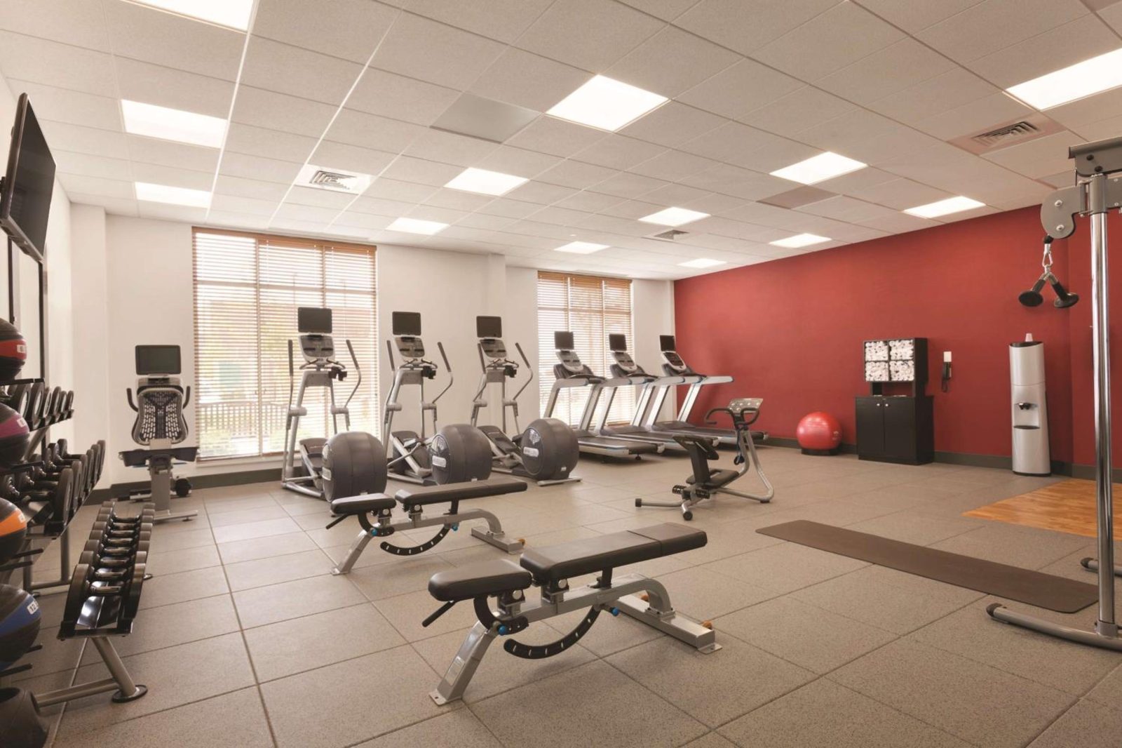 Hilton Garden Inn Boston Logan Airport — photo 4