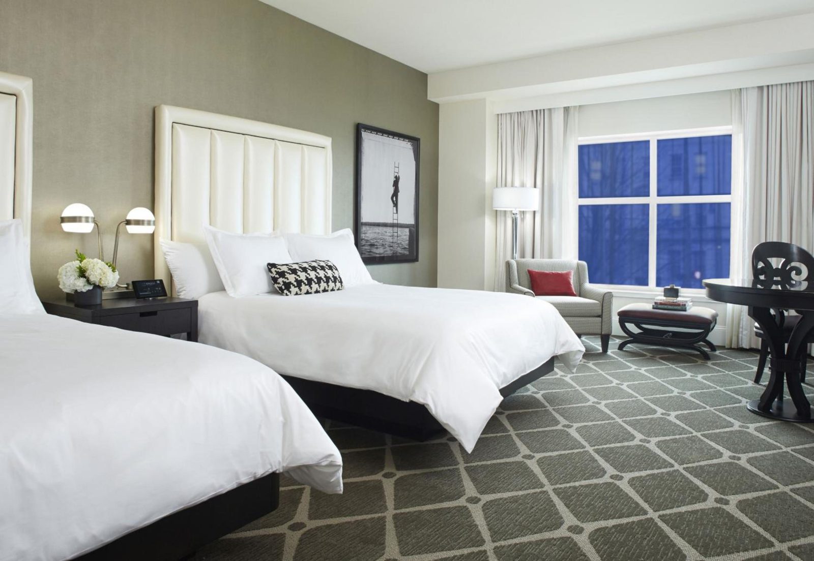 Hotel Commonwealth — photo 4