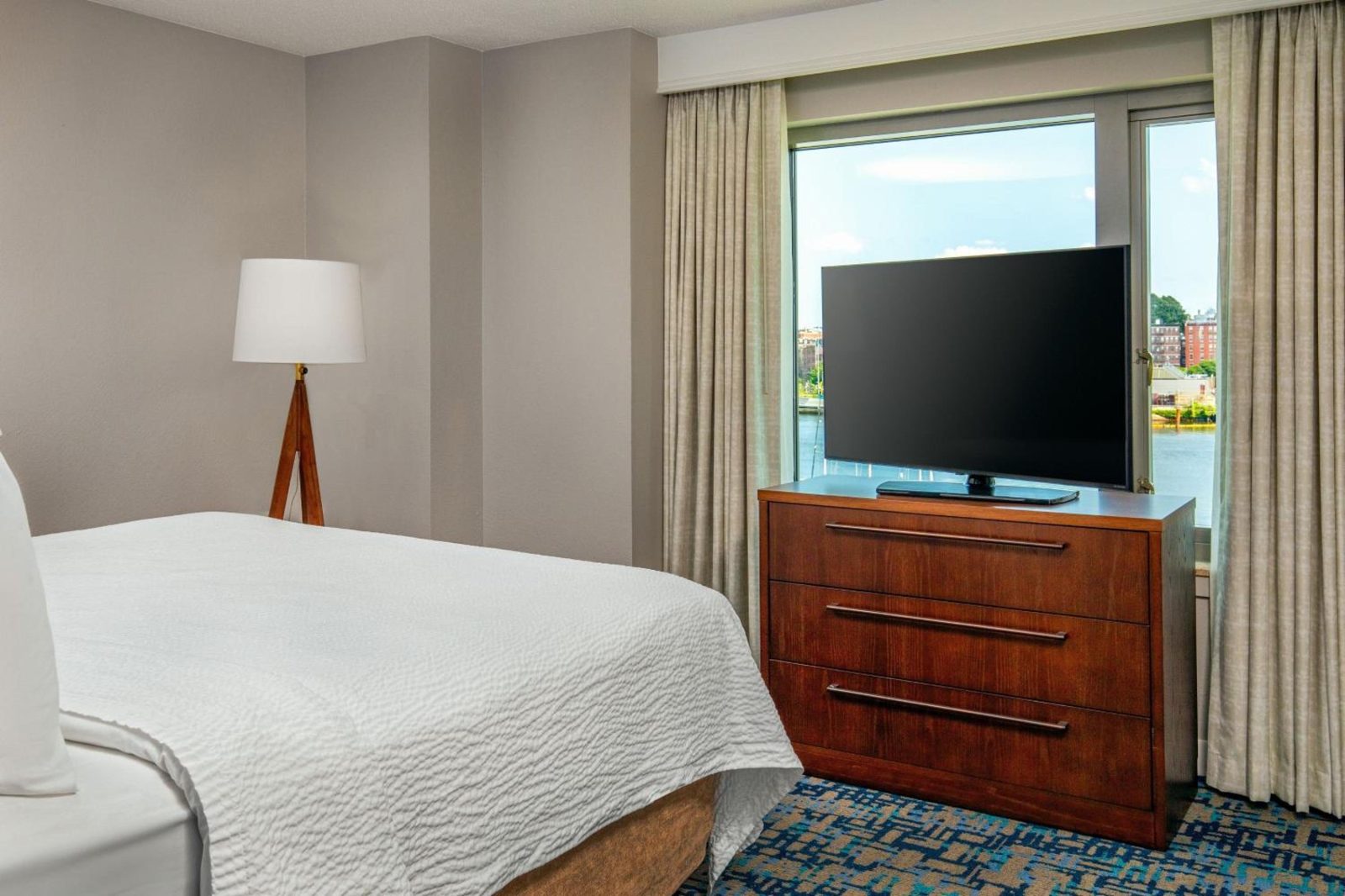 Residence Inn by Marriott Boston Harbor on Tudor Wharf — photo 4